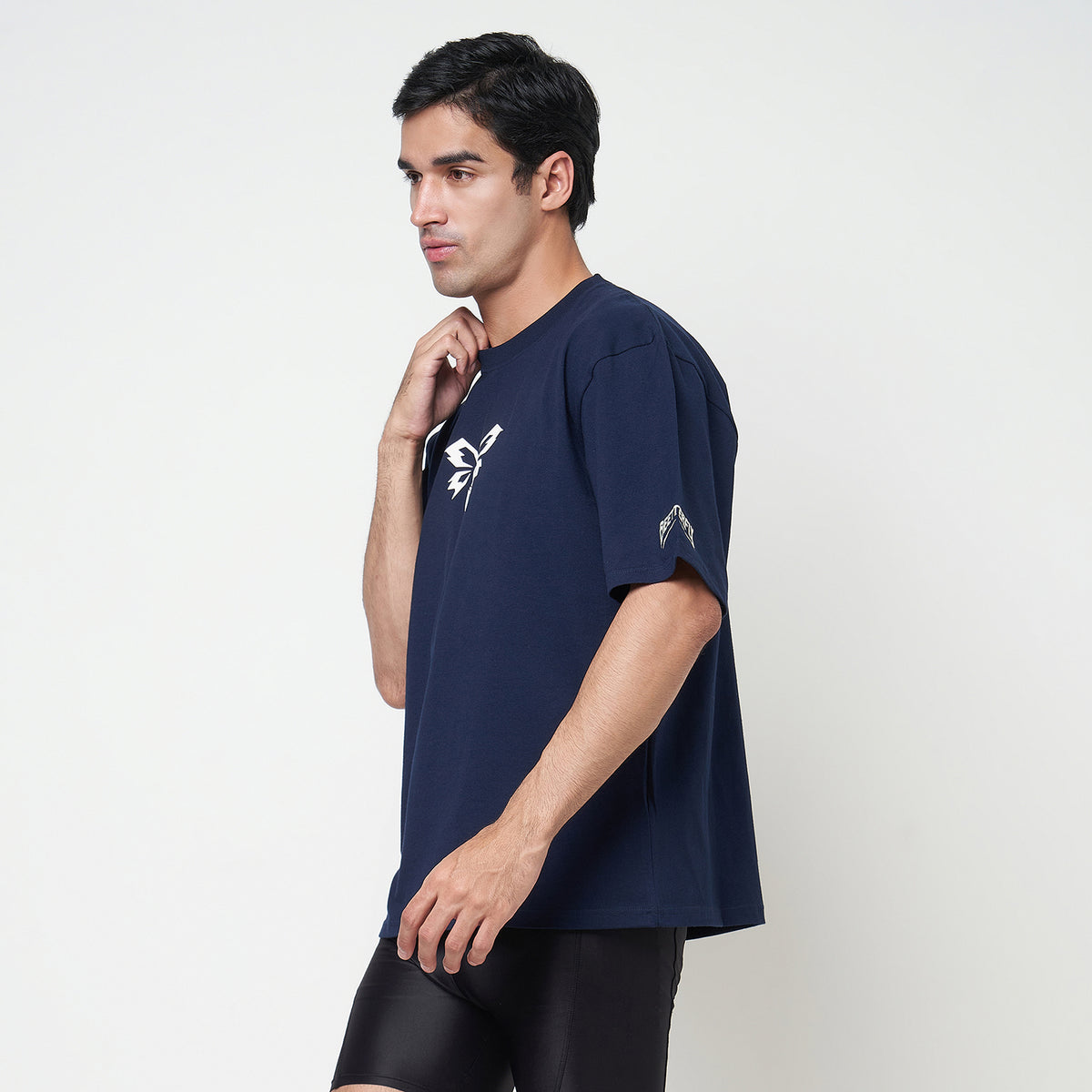 Beetterfly Icon Oversized T Shirt - Navy/Ivory